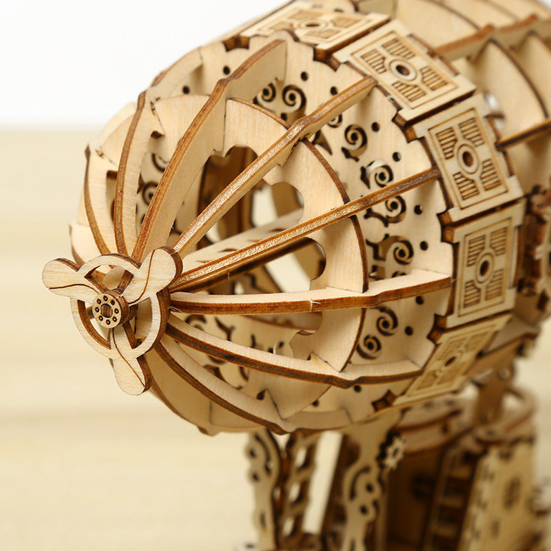 Maquette 3D en Bois – Dirigeable à Construire
